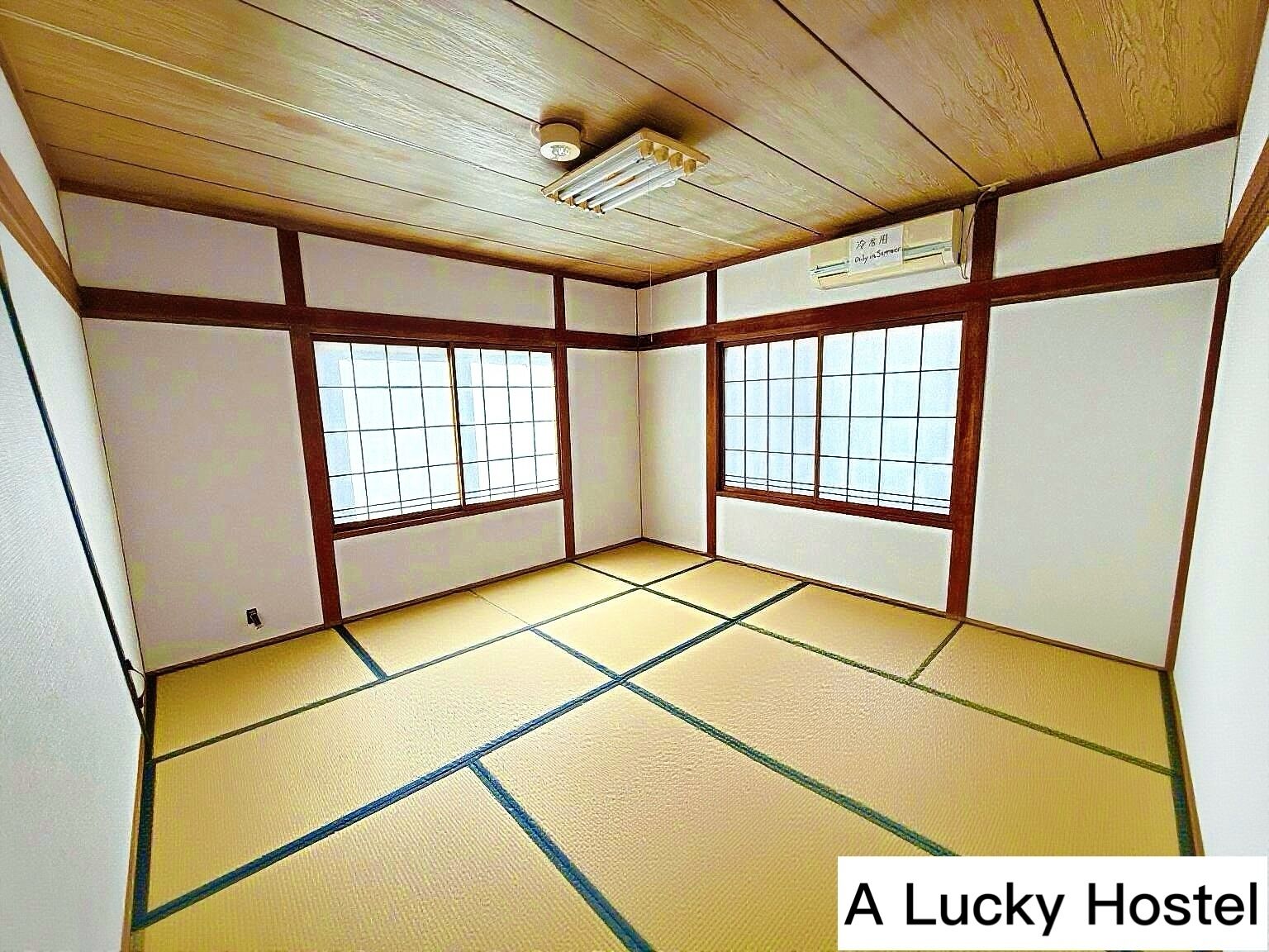 Standard Triple Room, Mountain View | Free WiFi