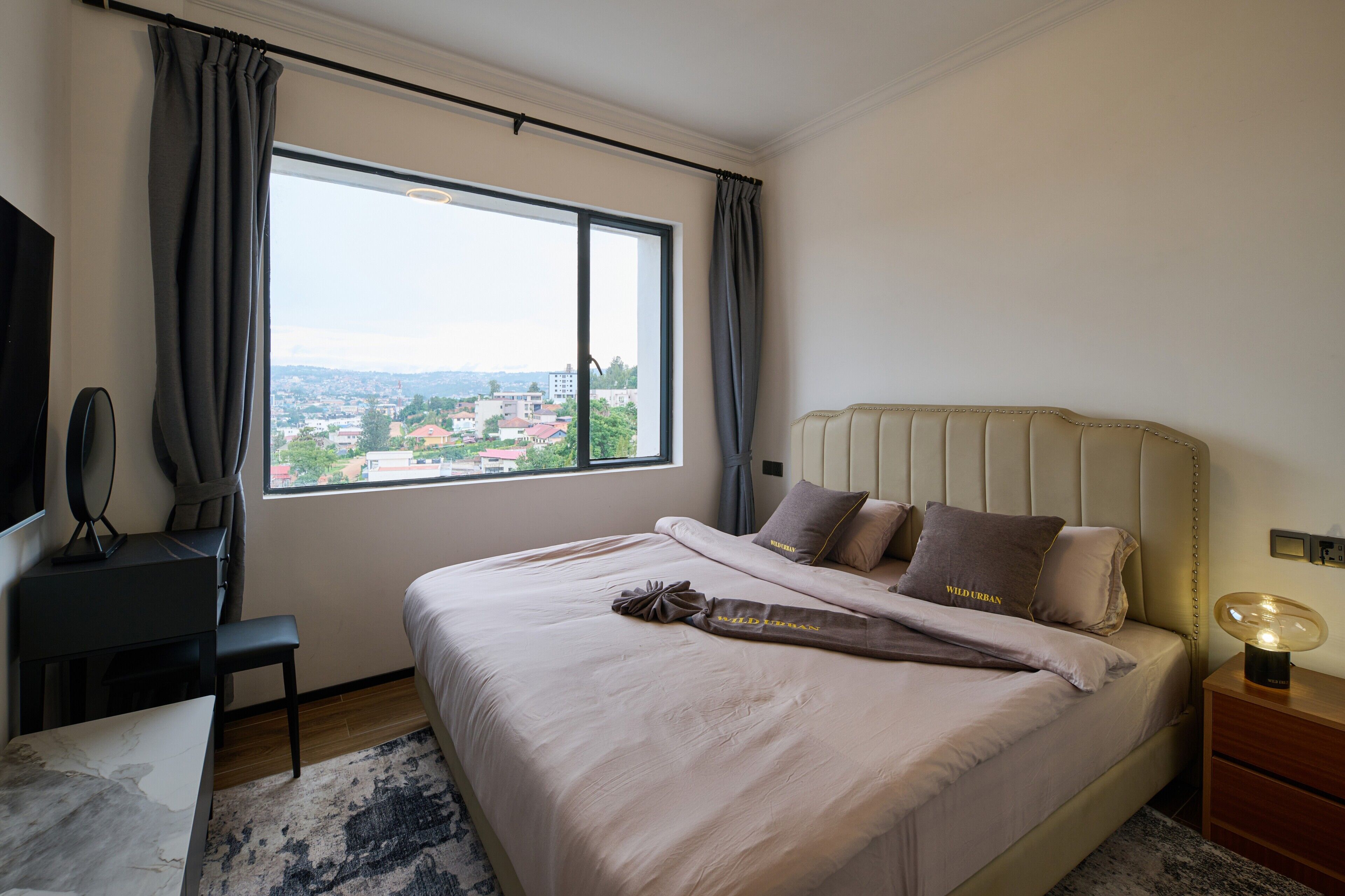 2 chambres, bureau, fer et planche à repasser, Wi-Fi