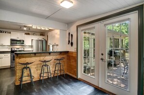 Microwave, oven, stovetop