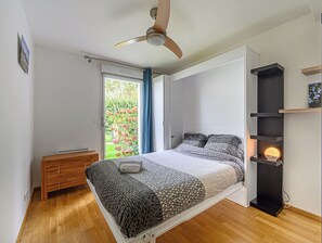 Room - Le nid du Golfe by Interhome (Baden)