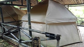 Loft, Patio, River View | Free WiFi