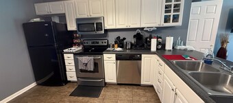 Handicap Accessible 3BR Getaway – Near Beaufort, Hilton Head, & Savannah