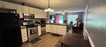 Handicap Accessible 3BR Getaway – Near Beaufort, Hilton Head, & Savannah