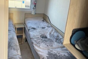 مكواة/لوح كي وواي فاي وملاءات أسرّة وتسهيلات لدخول الكراسي المتحركة