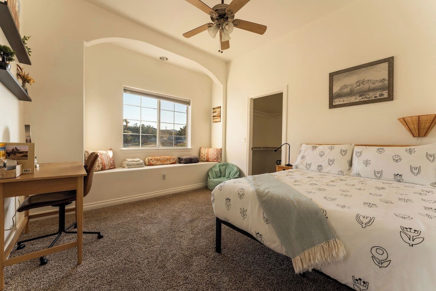 Desk, travel crib, free WiFi, bed sheets