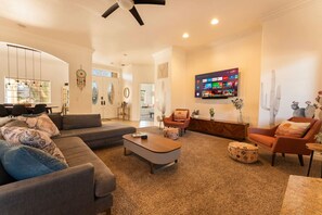 Smart TV, table tennis, books - Joshua Viewpoint / Near NP / Spa / Firepit (Yucca Valley)