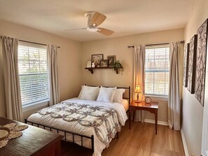 3 soverom, strykejern/-brett, wi-fi og sengetøy