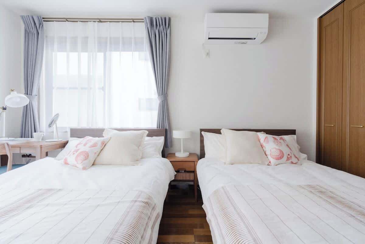 5 Schlafzimmer, Bügeleisen/Bügelbrett, Reisekinderbett, WLAN