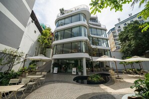 واجهة المنشأة