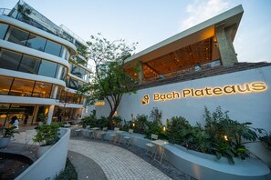 واجهة المنشأة