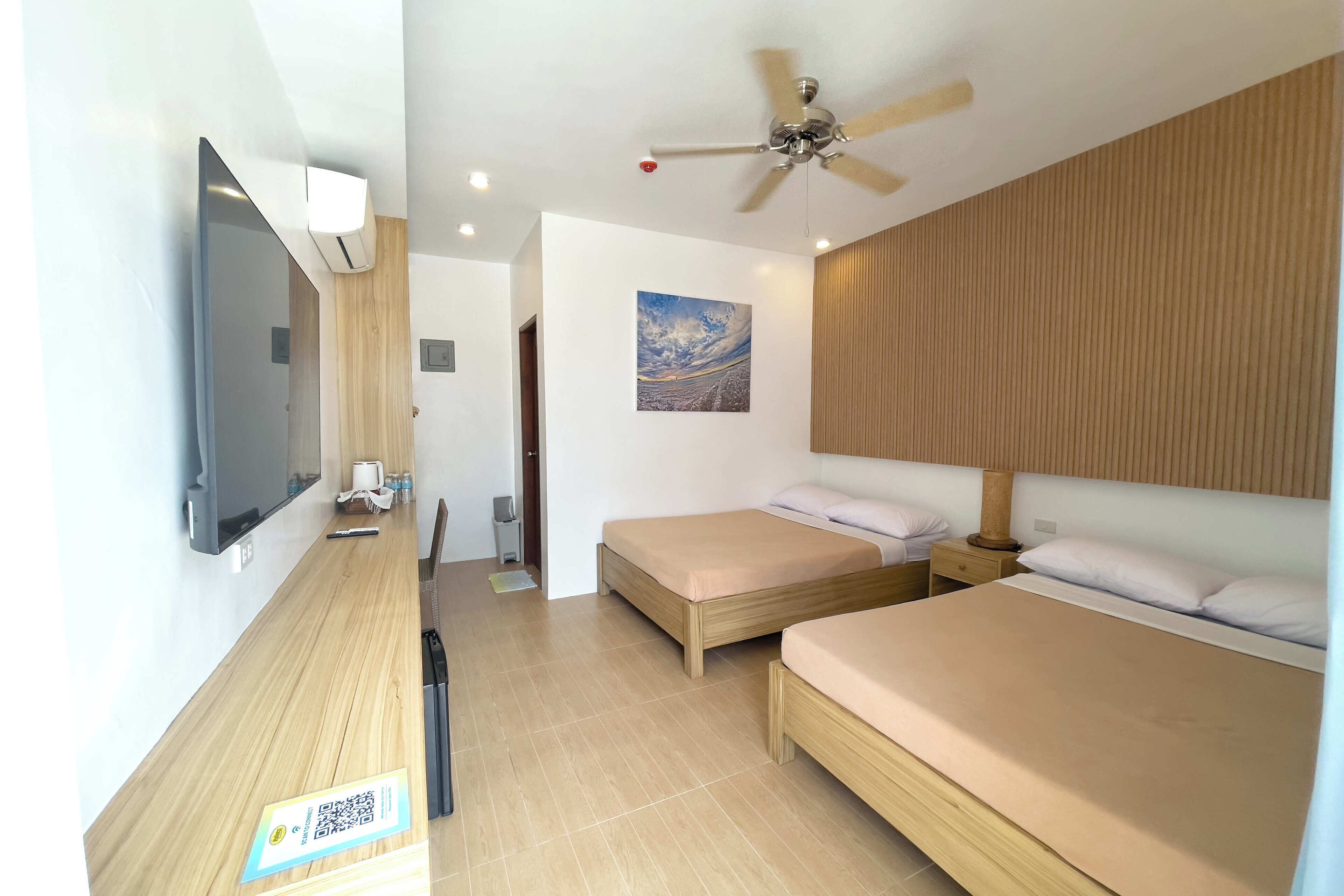 Free WiFi, bed sheets