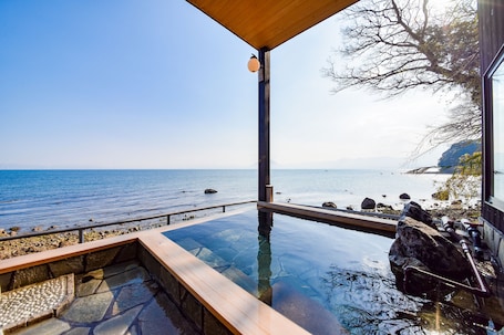 Cottage, Balcony, Ocean View | Bathroom. costadelsol-hiji
