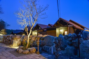 المنشأة من الخارج