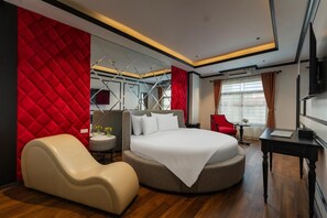 Chambre Premium, vue ville | Minibar, Wi-Fi gratuit, draps fournis