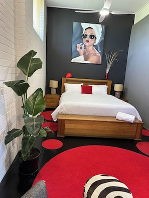 Luxury Apartment, Patio, Garden View | Iron/ironing board, free WiFi