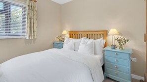 3 bedrooms, iron/ironing board, travel crib, free WiFi