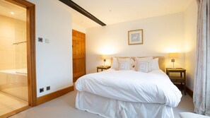 7 bedrooms, iron/ironing board, travel crib, free WiFi