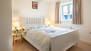 3 bedrooms, free WiFi, bed sheets