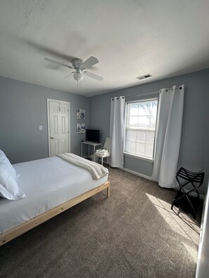 3 bedrooms, iron/ironing board, free WiFi, bed sheets - 3-bedroom house in fabulous Columbia (Columbia)