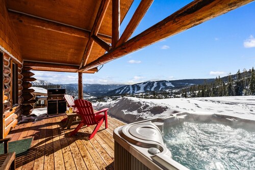 Cowboy Heaven Cabin Ski-In Ski-Out Hot Tub