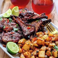 Alimentos y bebidas