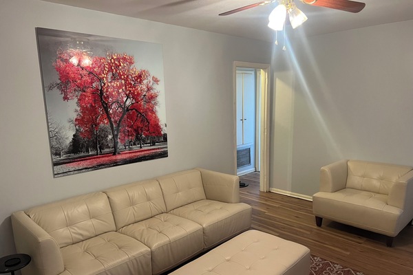 Living room with 50in hdtv