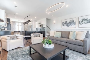 TV, stereo, offices