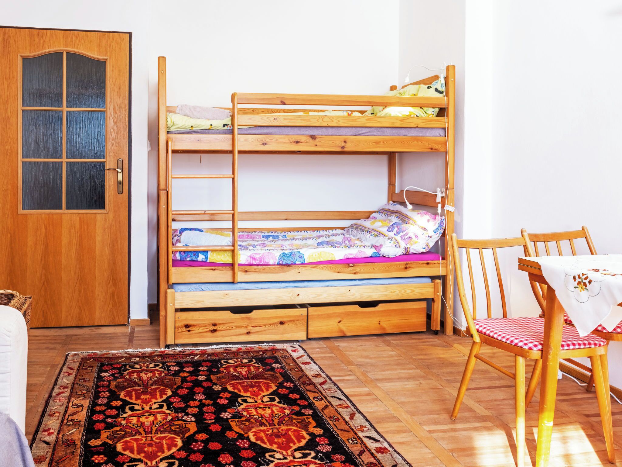 2 Schlafzimmer, Schreibtisch, Internetzugang