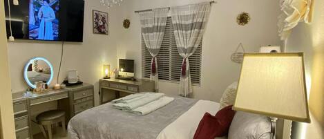 1 bedroom, iron/ironing board, Internet, bed sheets