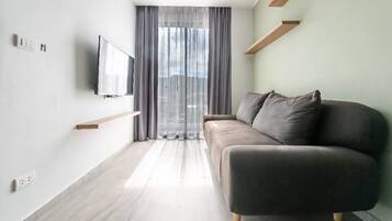Apartment, Balkon, Hügelblick | Blick auf die Hügel