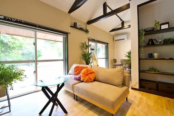 Apartment | Living area