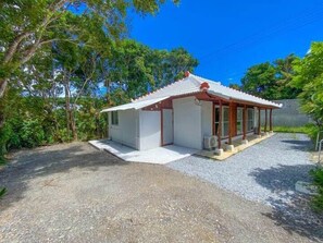 Exterior - Amesoko 747 (Nakijin)