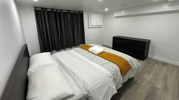 2 bedrooms, WiFi, bed sheets