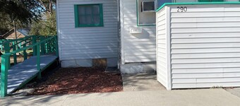 Cool corner apartment with AC in Mountain Home