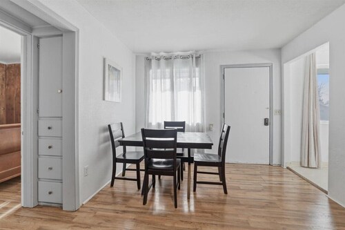 Corner cozy apartment