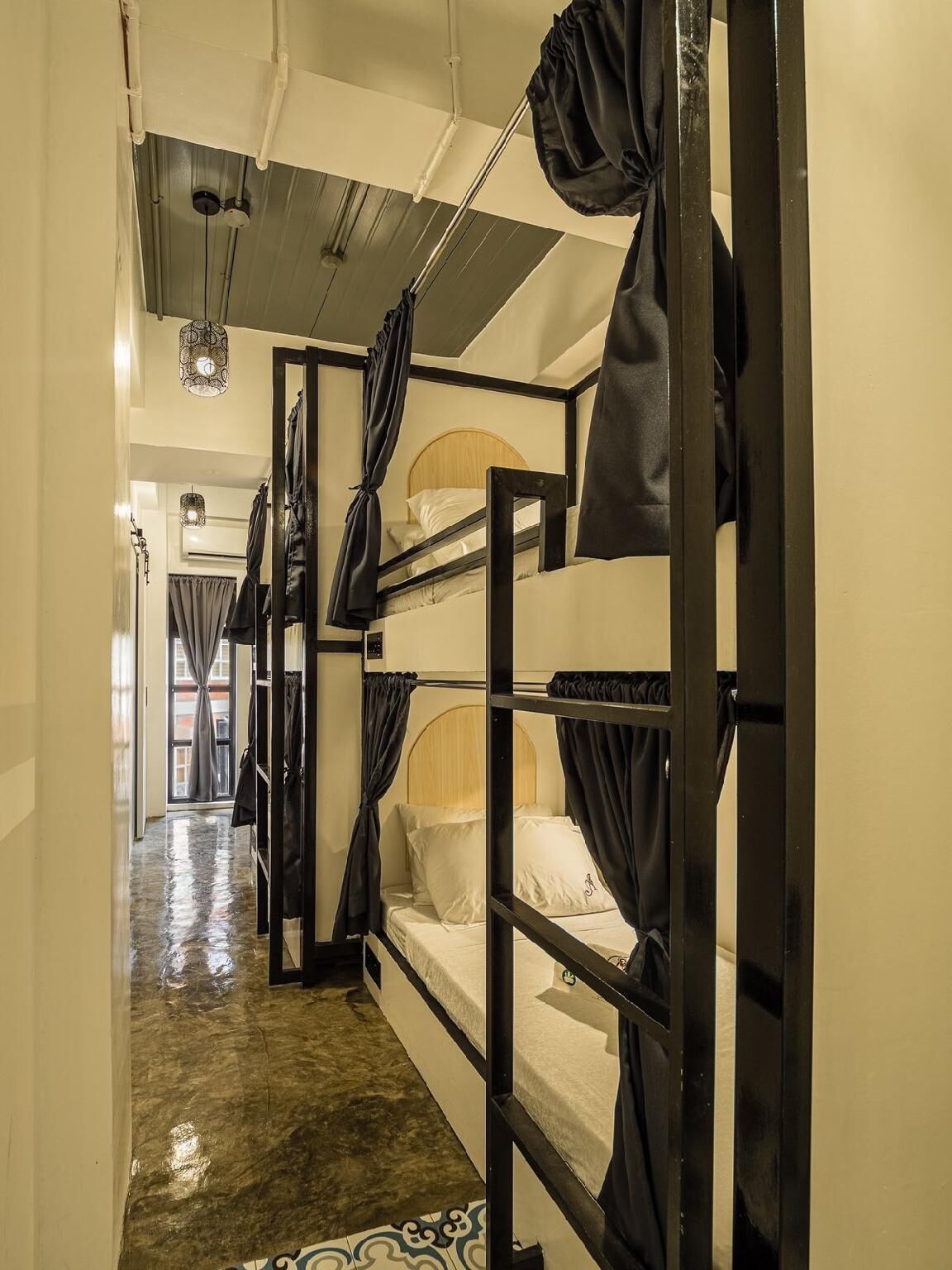 Værelse til 4 personer | Gratis Wi-Fi, sengetøj