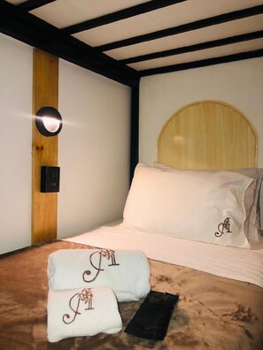 Quadruple Room - Auberge Petit Hotel (San Juan)