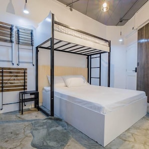 Deluxe Room | Free WiFi, bed sheets