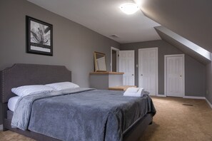 3 多间卧室、熨斗/熨衣板、WiFi、床单