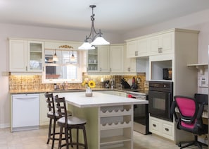 Micro-ondas, fogão, cooktop, lava-louças