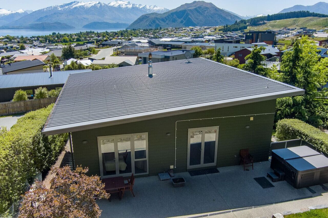 المنشأة من الخارج