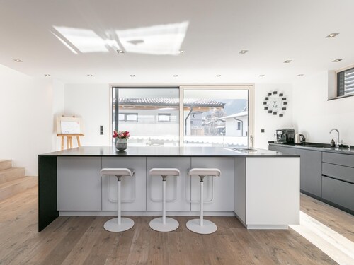 Modern Alpine chalet in the centre