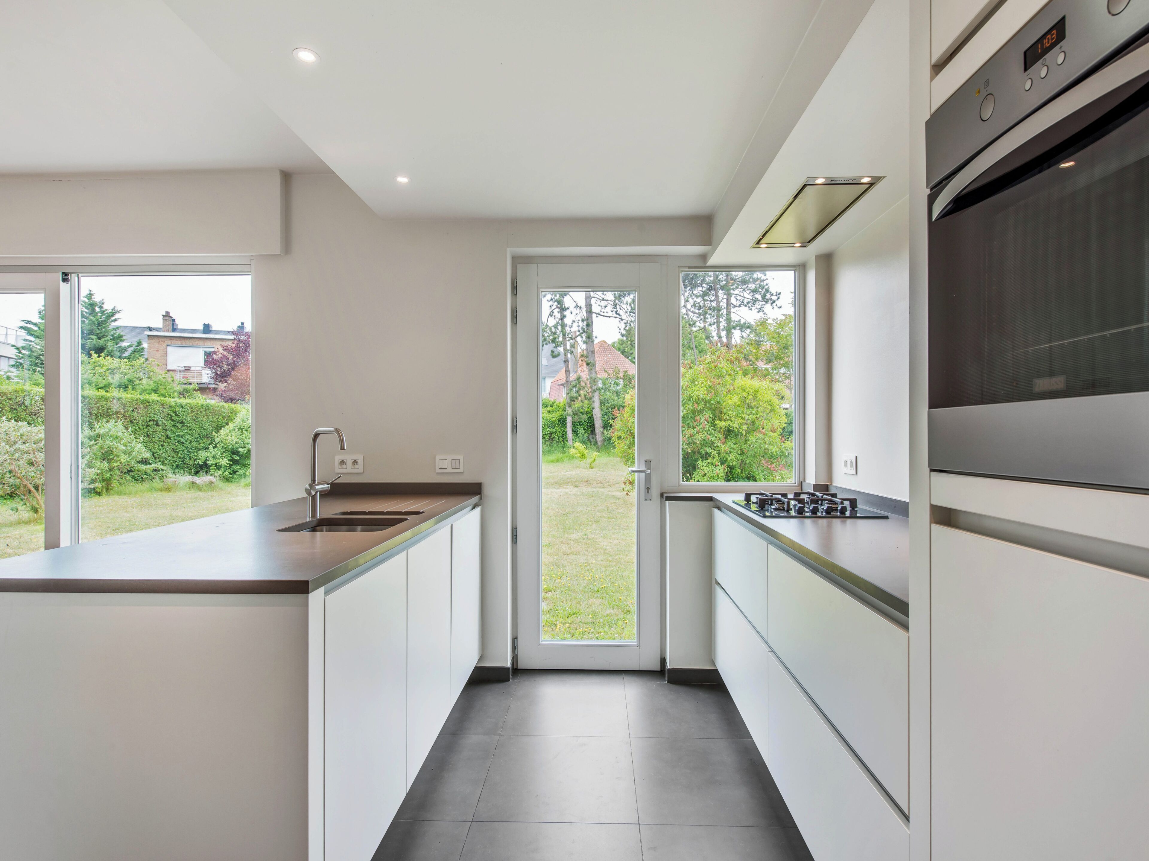 冰箱、烤箱、炉灶、洗碗机