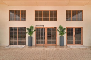 Exterior - Lemon Tree Hotel Morbi (Morbi)
