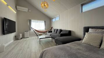 3 dormitoris, escriptori, wifi gratuïta i roba de llit