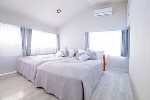 3 chambres, bureau, Wi-Fi gratuit, draps fournis