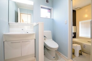 Hair dryer, towels