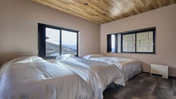 5 soverom, wi-fi (inkludert) og sengetøy