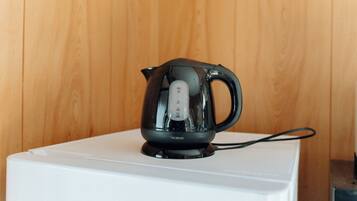 Kaffee und/oder Kaffeemaschine