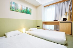 Schreibtisch, kostenloses WLAN, Bettwäsche